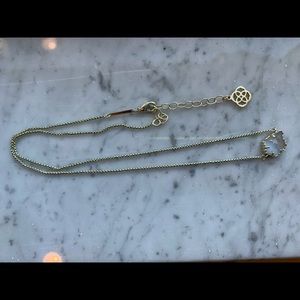Kendra Scott necklace